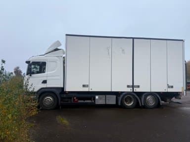 Scania R420 LB 6x2 Cabinet Truck
