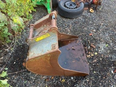 Excavator depth bucket S40 700mm wide A0007162
