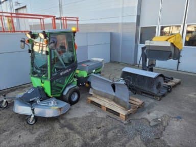 Egholm 2150 C1 Garden Tractor with Tools