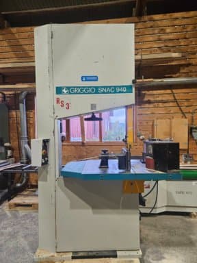 Griggio SNAC 940 RS3, powerful industrial band saw.