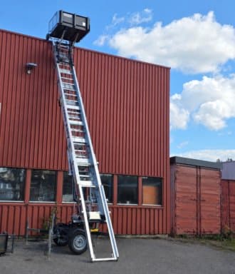 Material lift – 18 meters / 250 kg