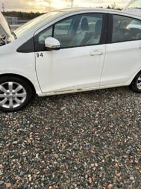 Toyota Yaris 2011 model