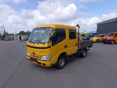 Car Toyota Dyna 100 3.0 D-4d D.cab.