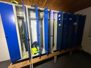 Blika crew cabinets with bench - 11 pcs