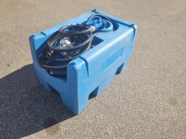AD-blue tank with pump