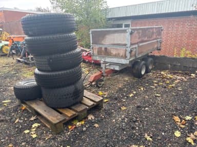 Garden and landscape equipment SOLUS 152 tip cart and wheels