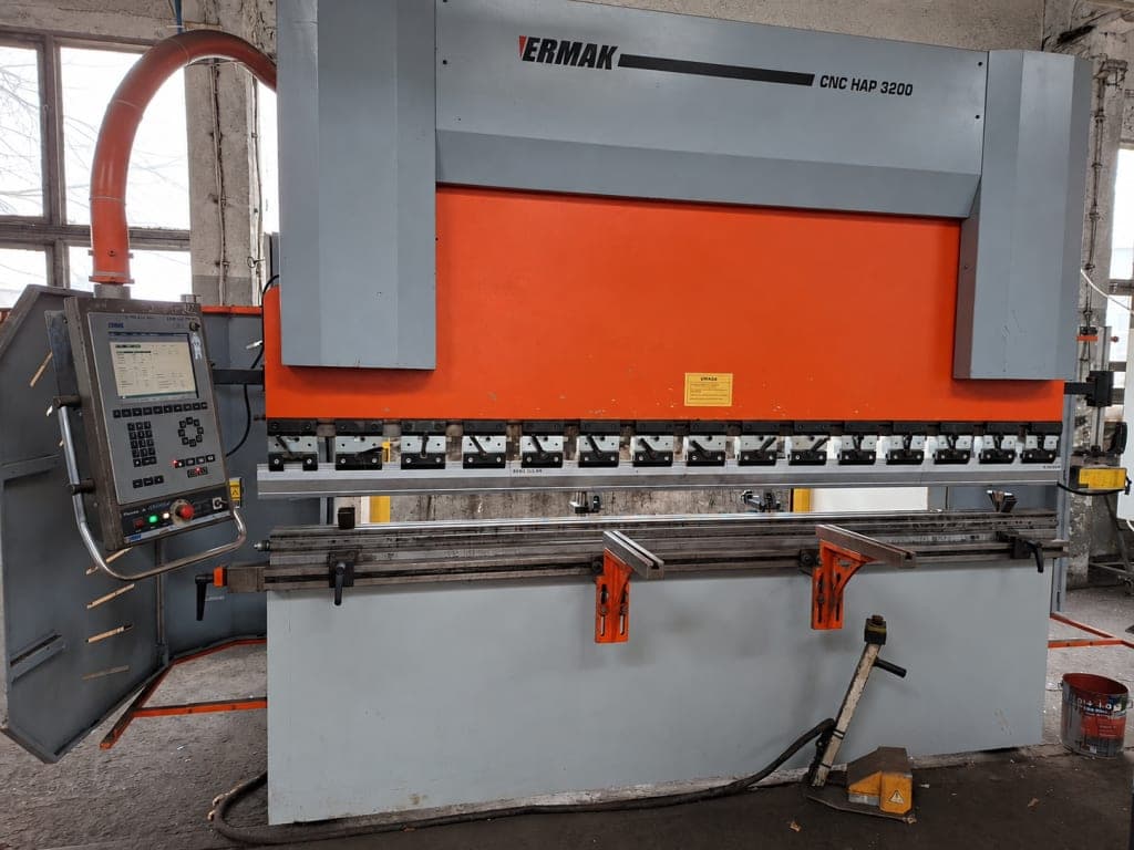 Short Notice Sale - CNC Press Brakes 80–220T (2001–2022), AKBEND 4-Roll Bending Rolls & Extensive Sheet Metal Machinery