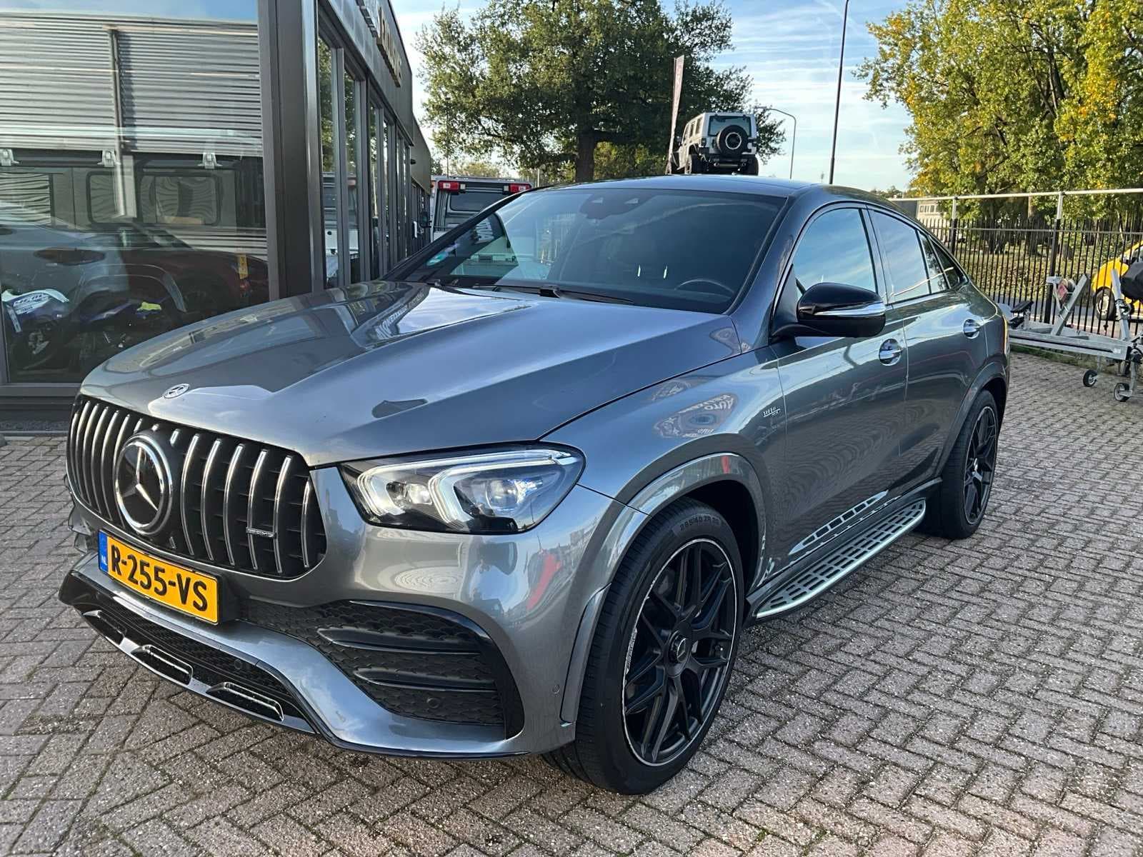 Personenauto's en bedrijfswagens te Apeldoorn