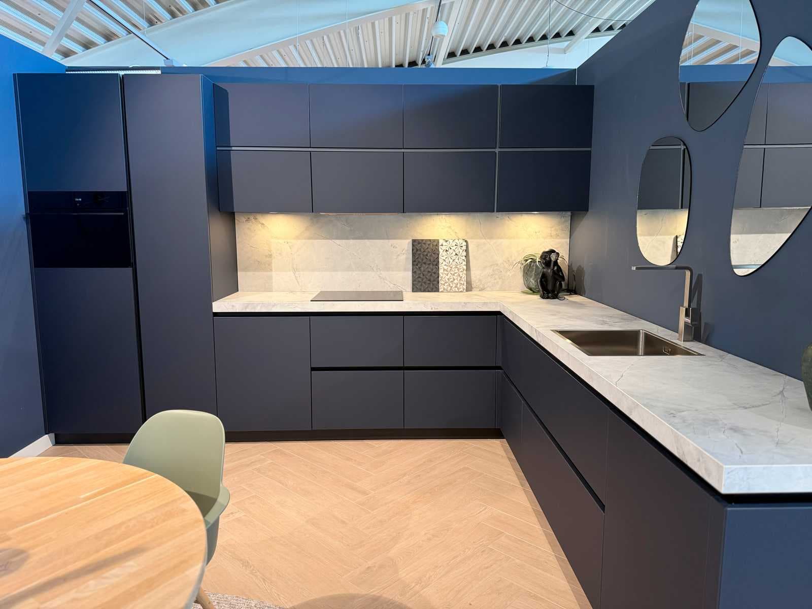 Luxury (showroom) kitchens