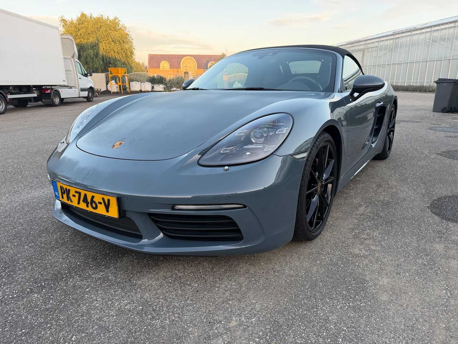 Porsche Boxster 718 Cabriolet