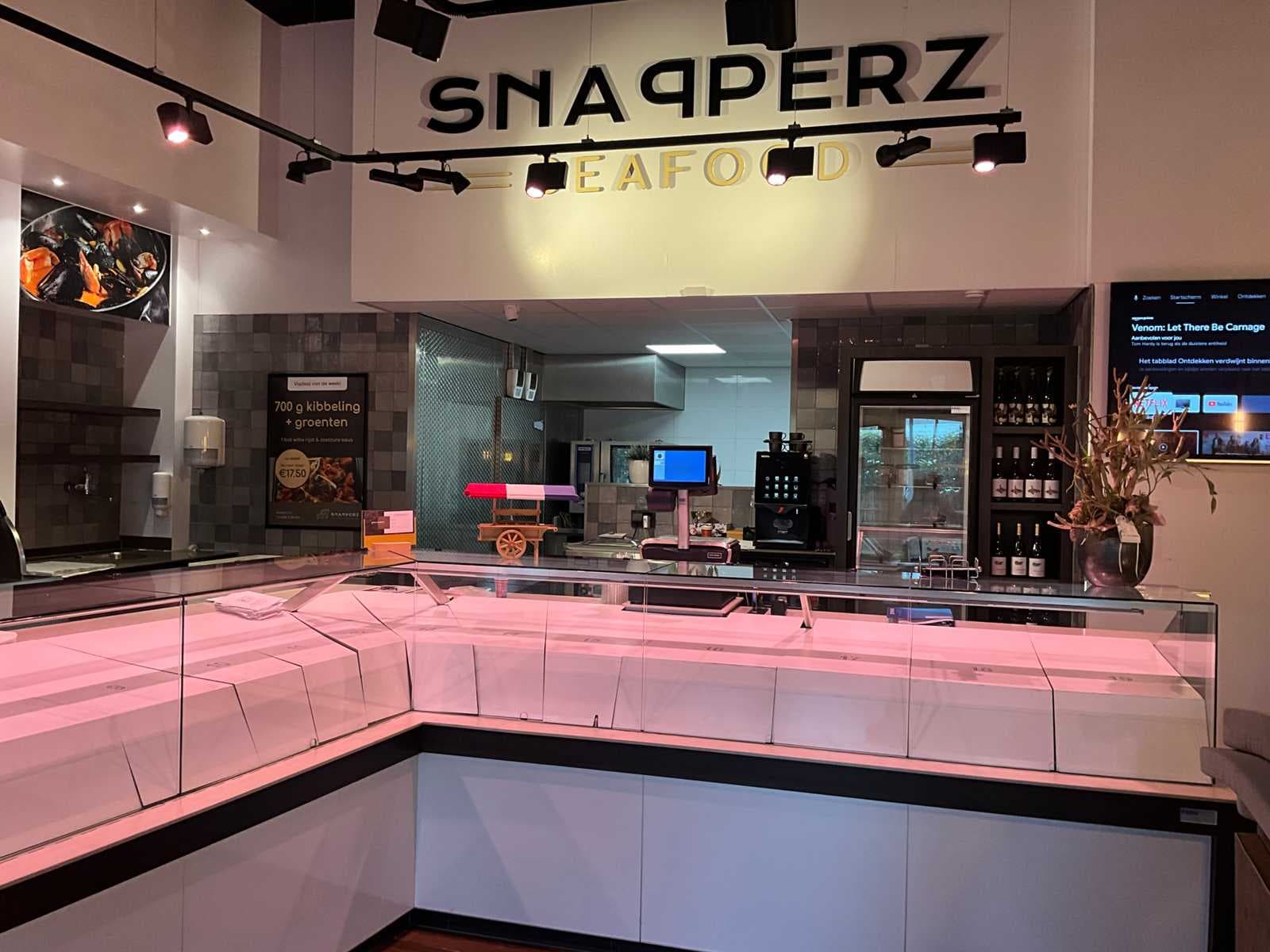 Goods from the bankruptcy of Snapperz Seafood