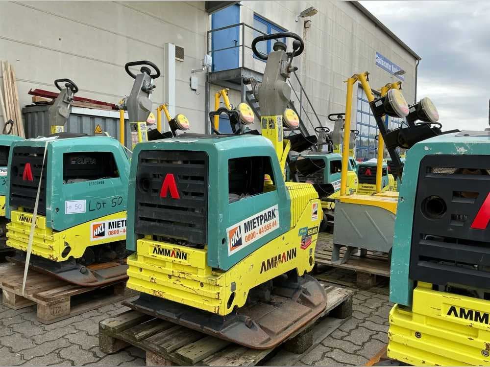 Baumaschinen, Klein- und Handgeräte / Container / Bauwagen (HKL) Tag 2 / 2