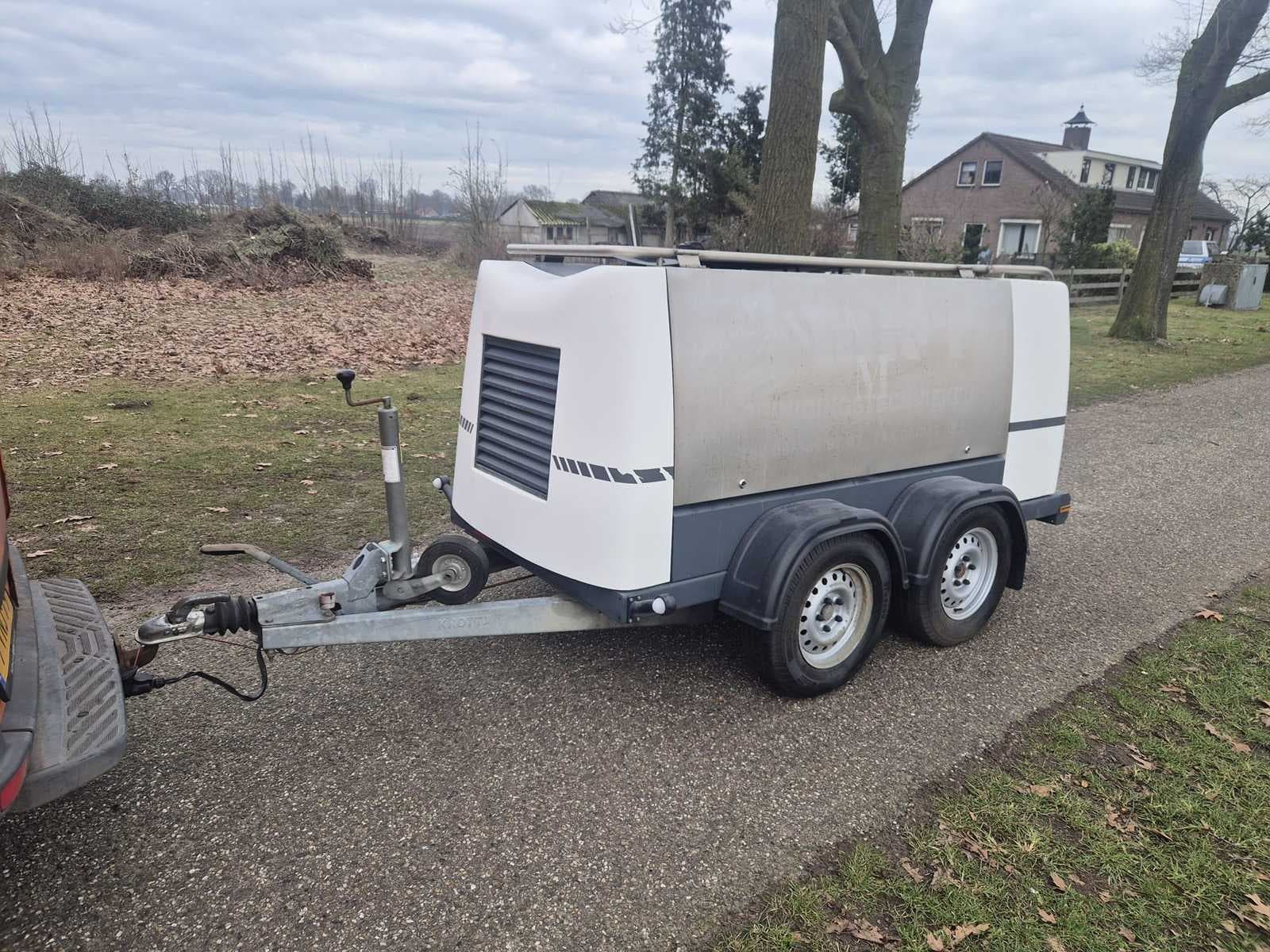 Vehicles, kitchens, stockpiling and warehouse clearance
