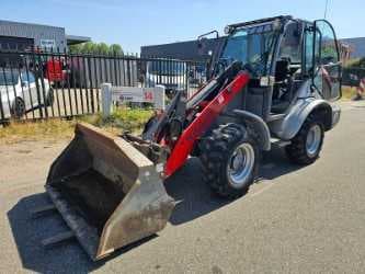 Kremer, Mercedes-Benz, Nilfisk, Iveco, Toyota, Volkswagen, JCB, Kubota, Doosan, EP and BRCP: forklift trucks, passenger cars, tools and generators
