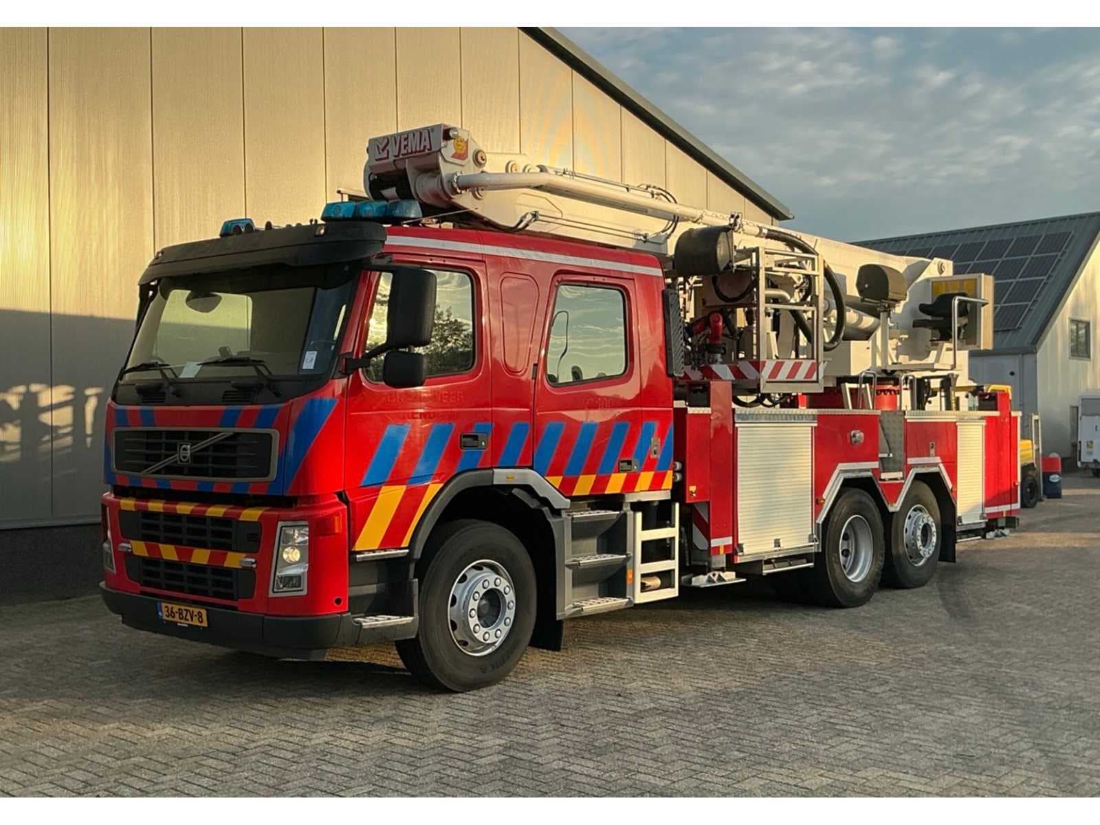 BE trucks, trailers, trucks and tools