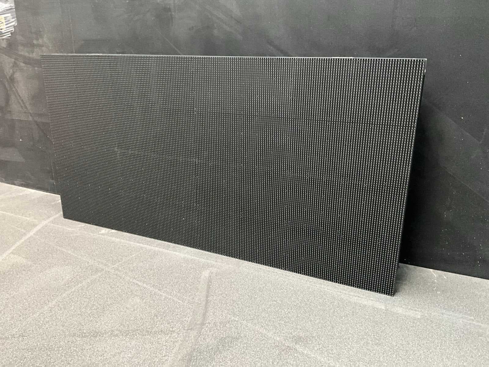 Indoor LED screens