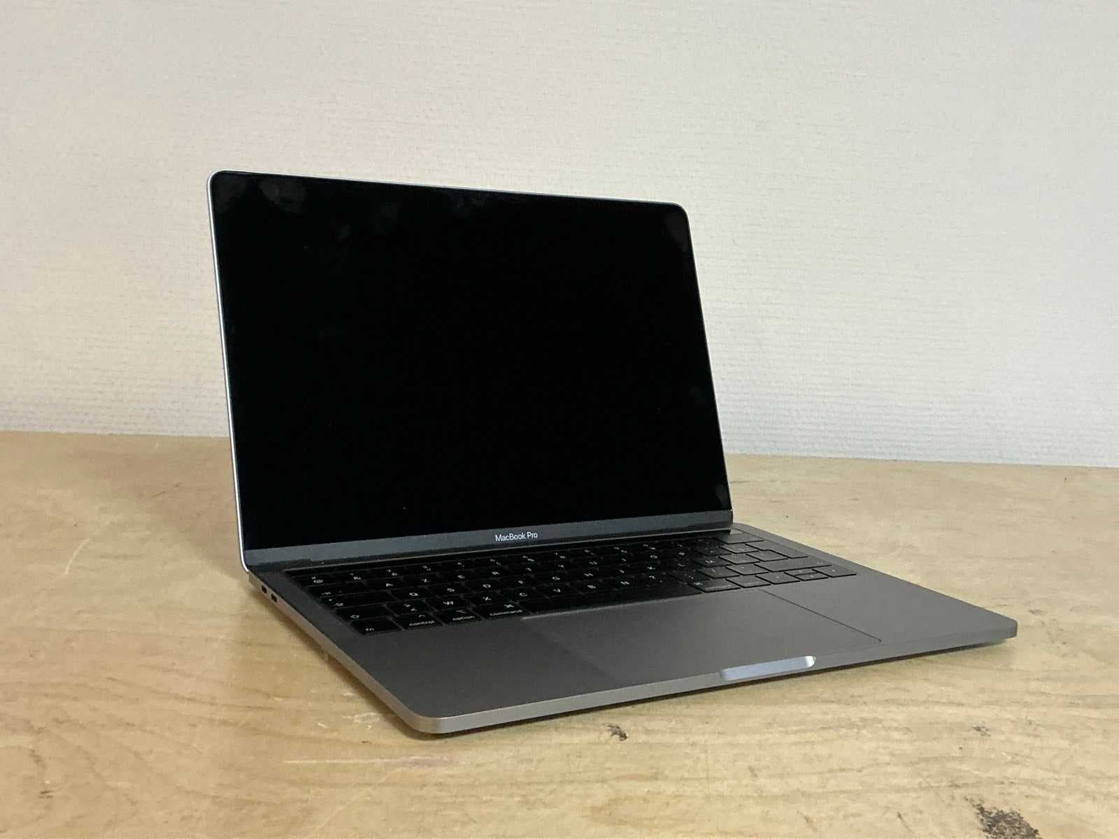 Warehouse clearance of computers, laptops and IT equipment