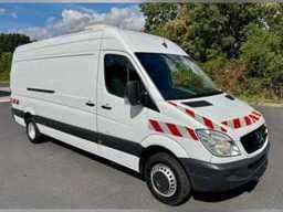 Commercial vehicles, vans and sweepers – Hamm, Mercedes-Benz, Johnston, Hako & Schmidt