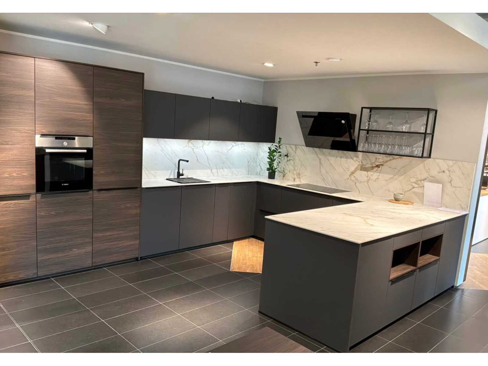 Showroom kitchens, bathrooms and interior furniture