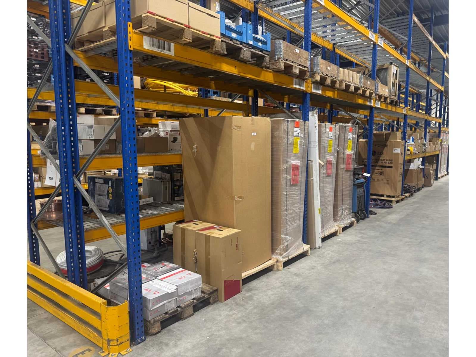 Air technology, radiators, heat pumps and installation/electrical materials
