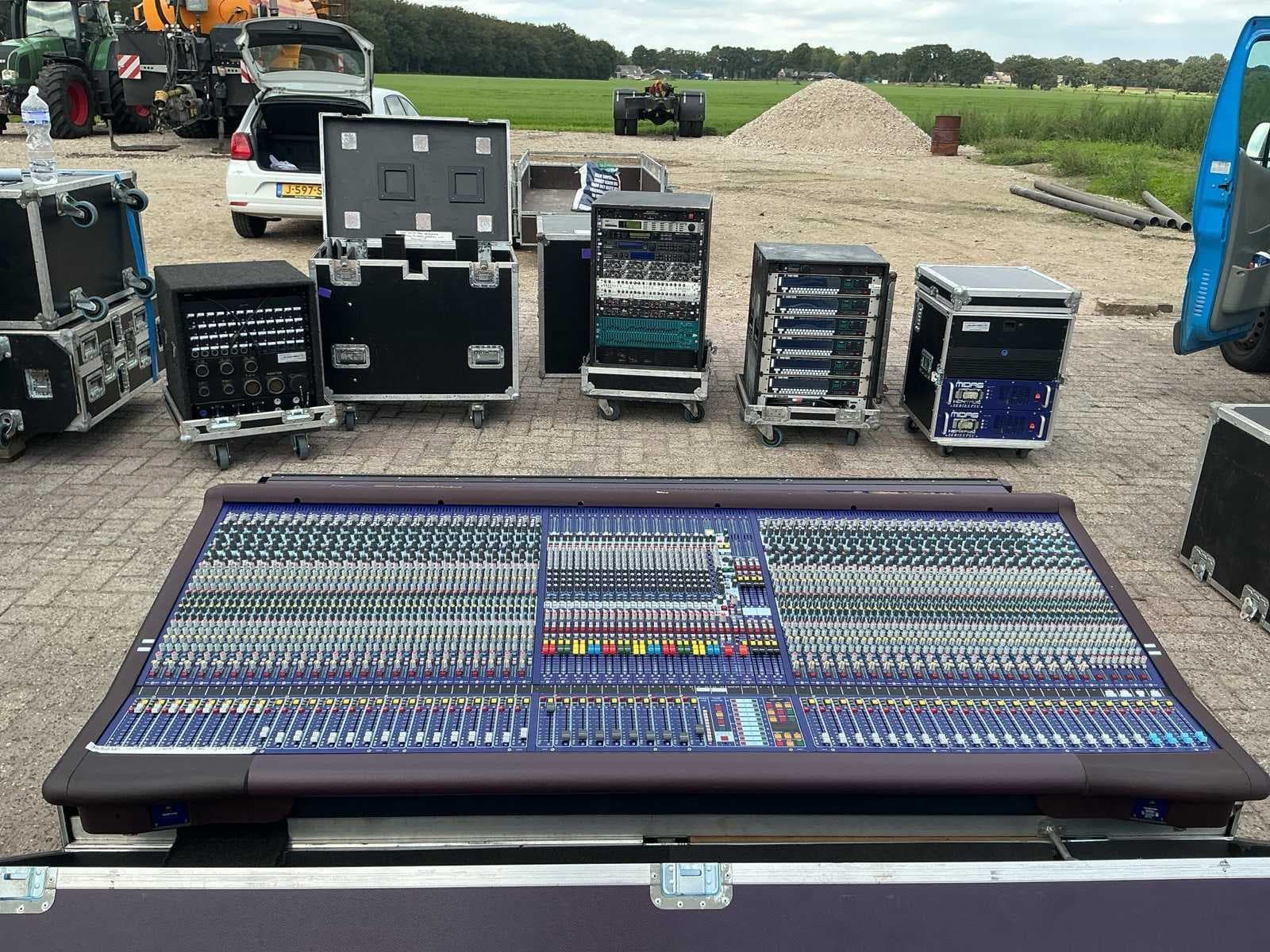 Audiovisual equipment and power current