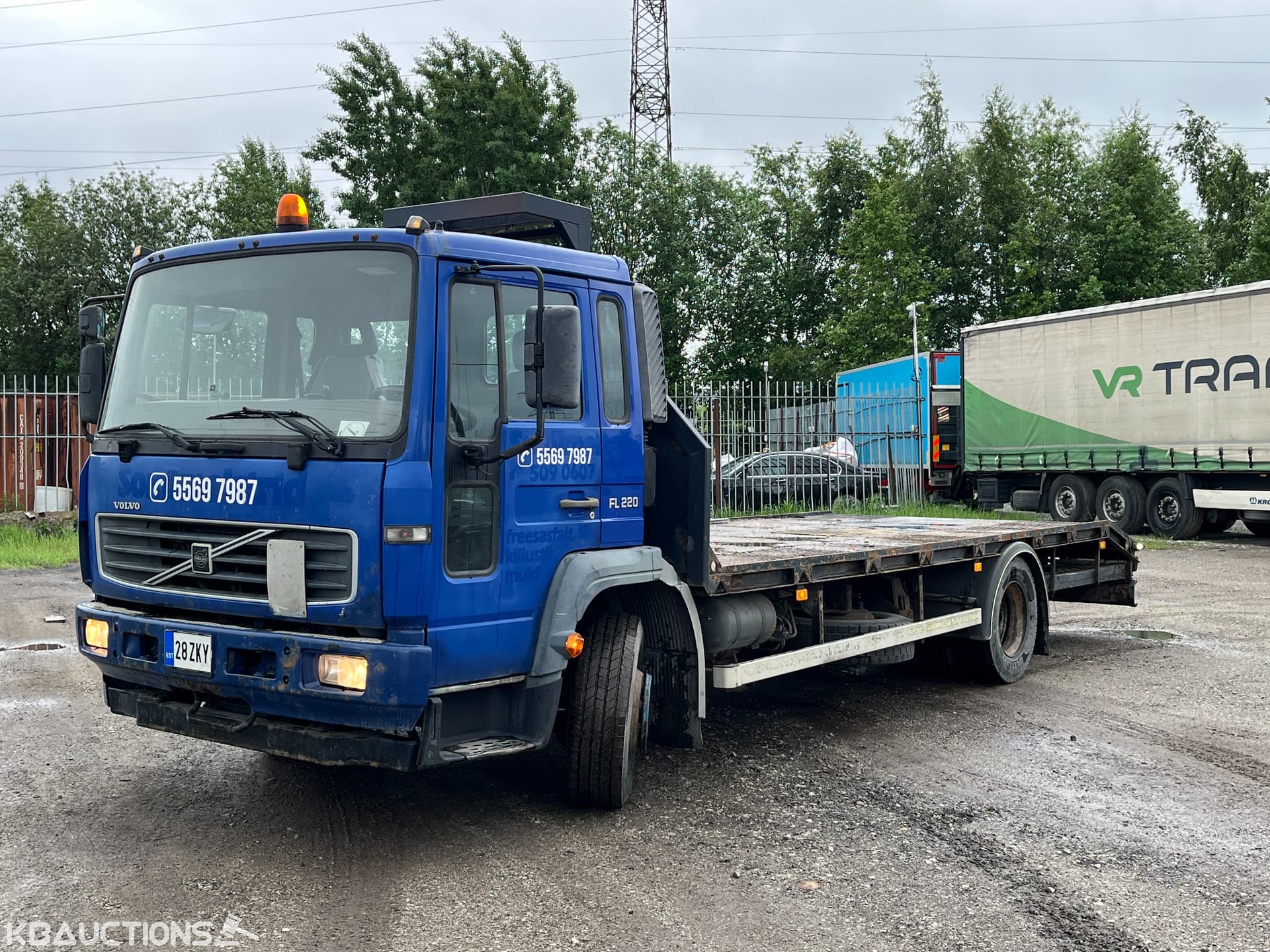 2003 VOLVO FL H - No RESERVE Price!