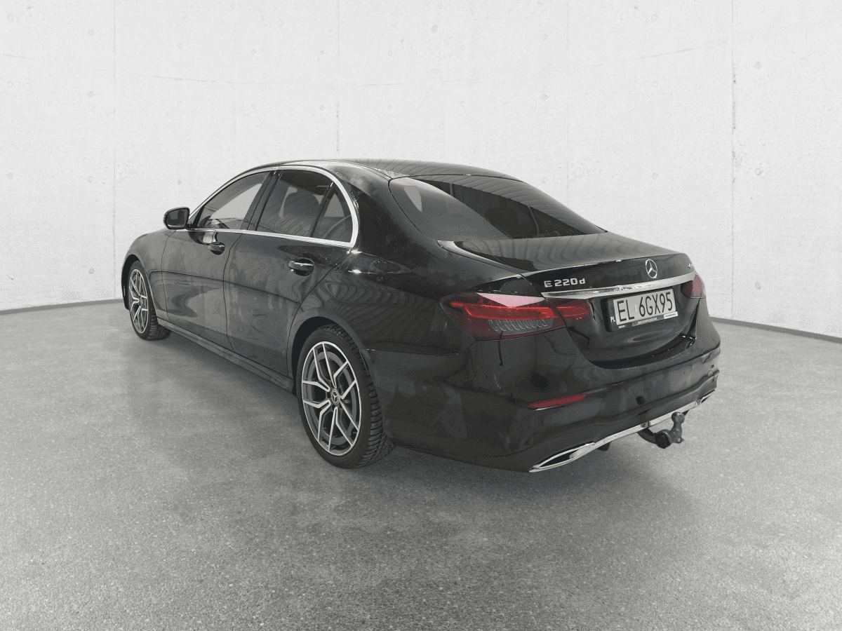 MERCEDES-BENZ E 220 D 4MATIC 2023 COUPE Auction: 621/MB/AU/2026 - image 5