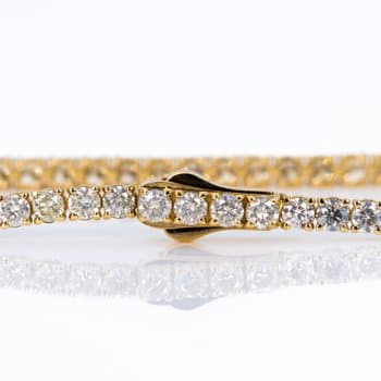 Exclusive Tennis Bracelet in 14K Gold with 4.42 ct Natural Diamonds.