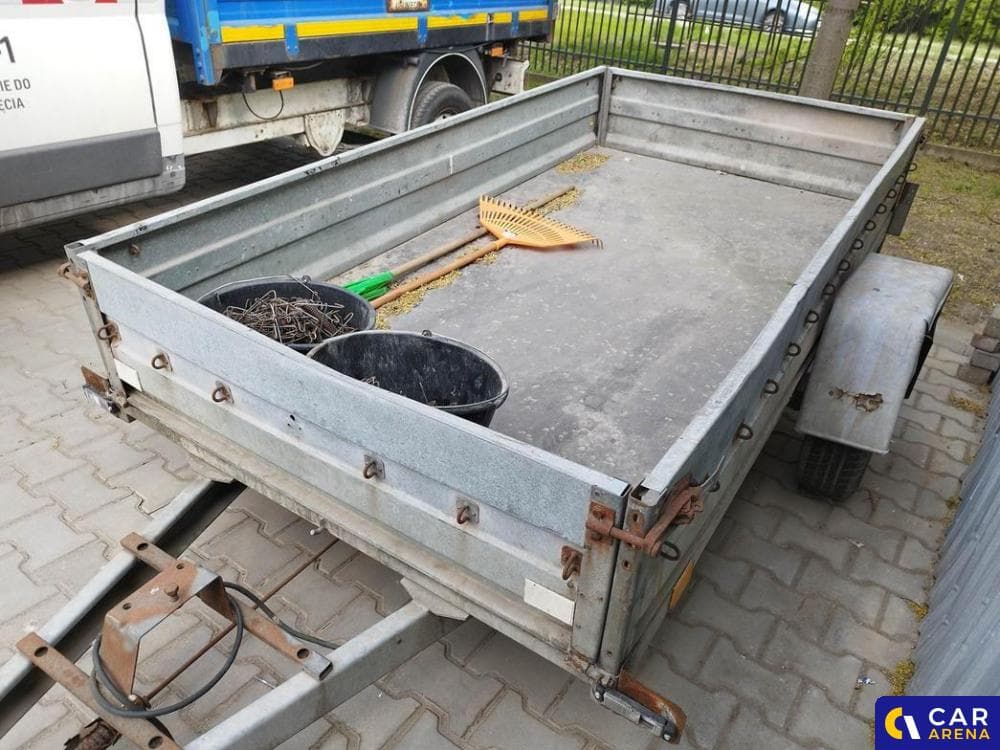 Niewiadów 750kg Semi-Trailer
