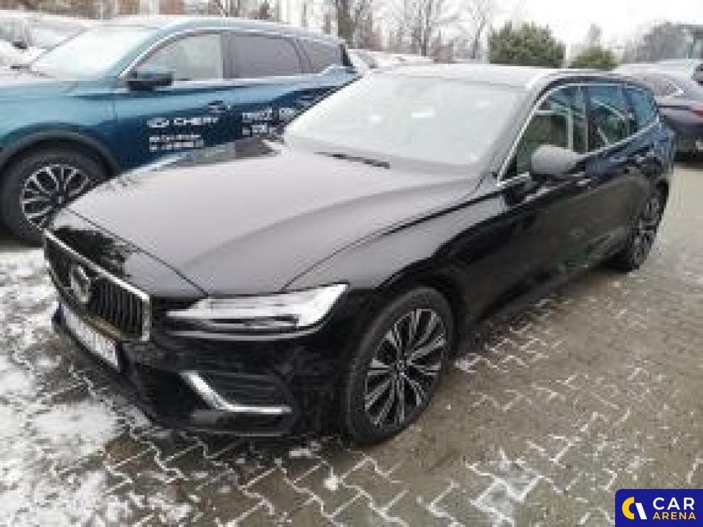 Volvo V60 B5 AWD Plus