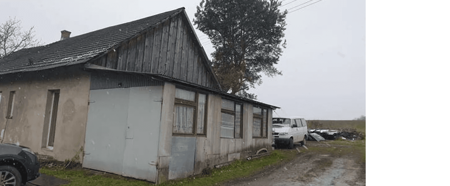 Syndic sells detached house in Bestwina (Silesian)