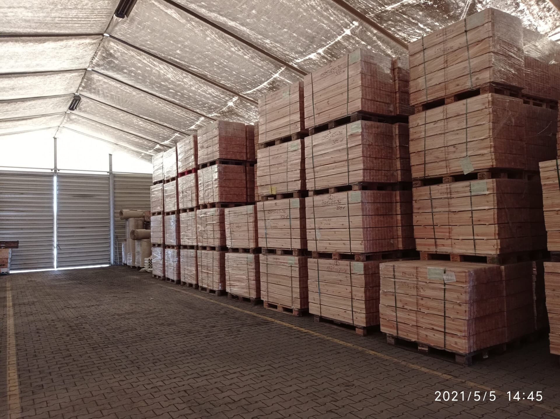 The syndicate will sell stock (wood, wood, wood)