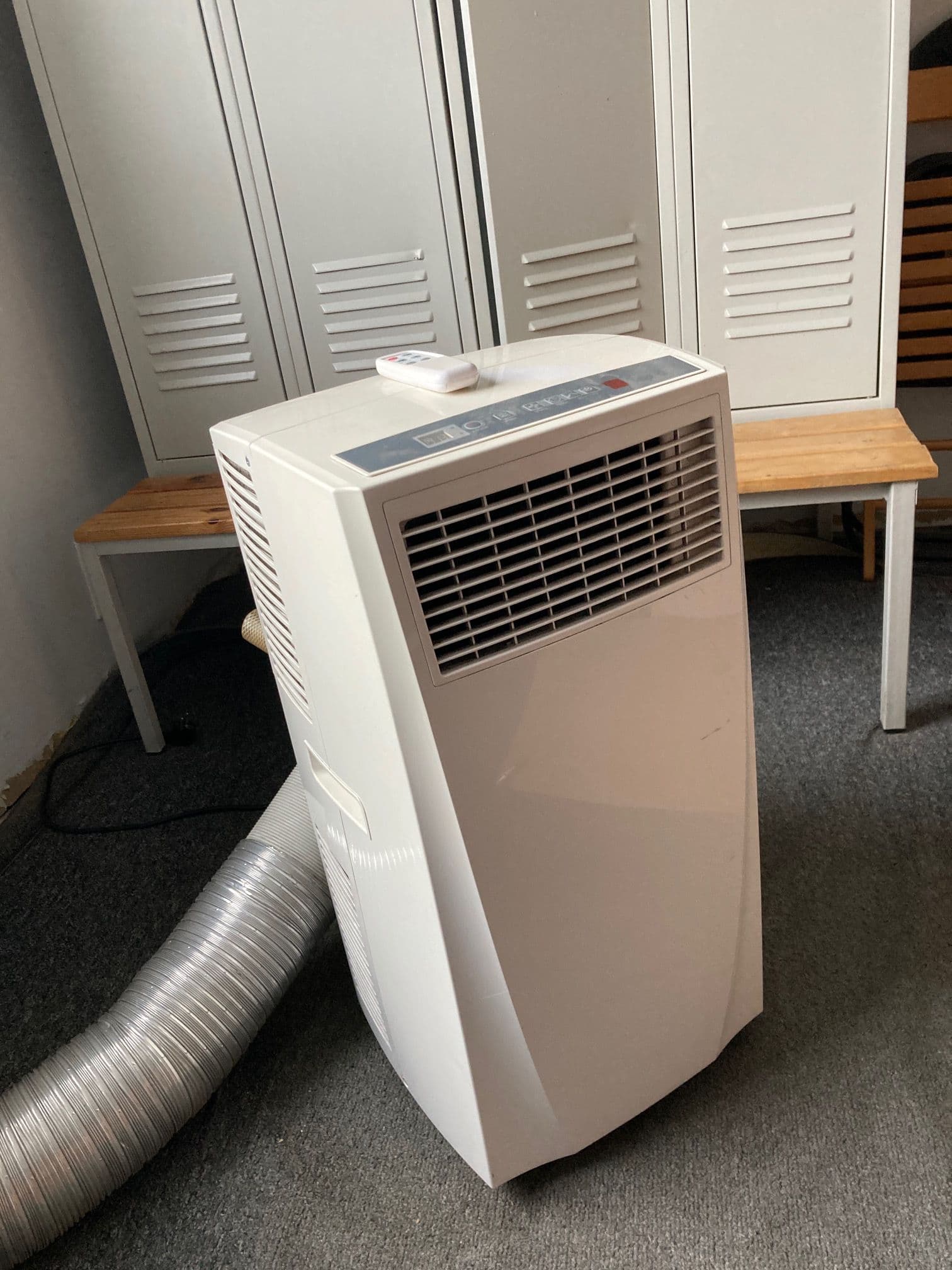 The syndicate will sell the CELCIA WAP-02EA23 air conditioner