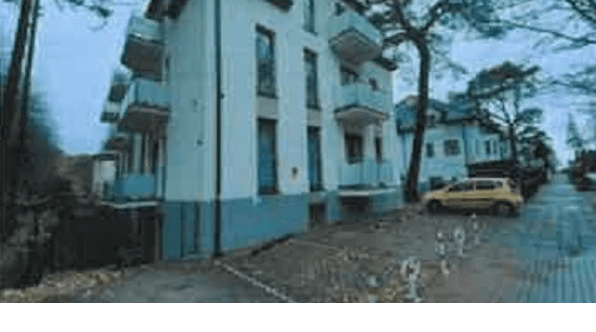 The syndicate will sell the apartment a bachelor's apartment.