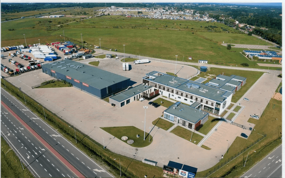 The syndicate will sell the company Grójeckie Logistics Centre