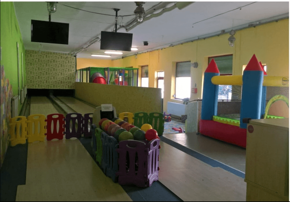 Bowling track