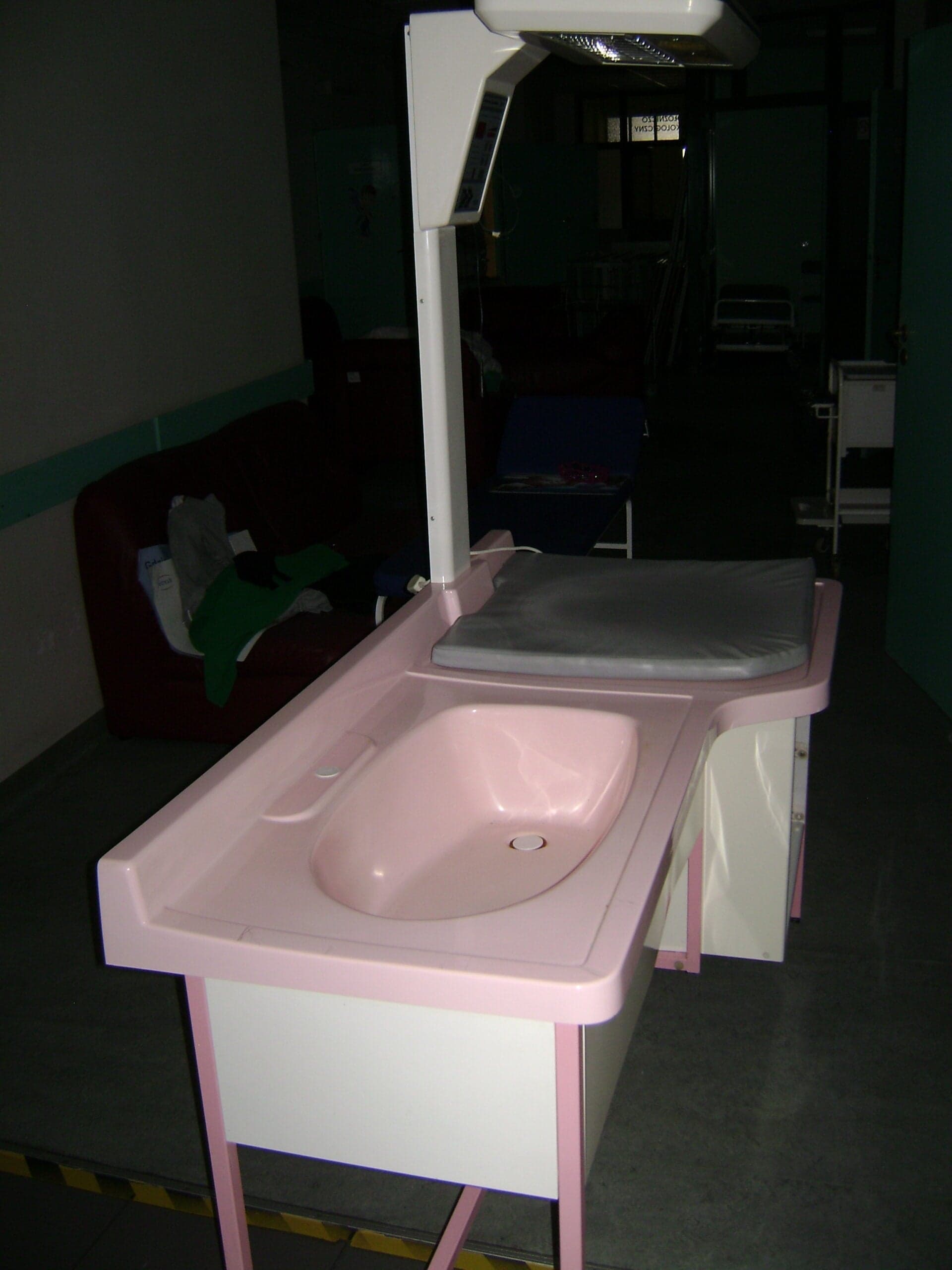 The syndicate will sell gynecological and obstetric devices