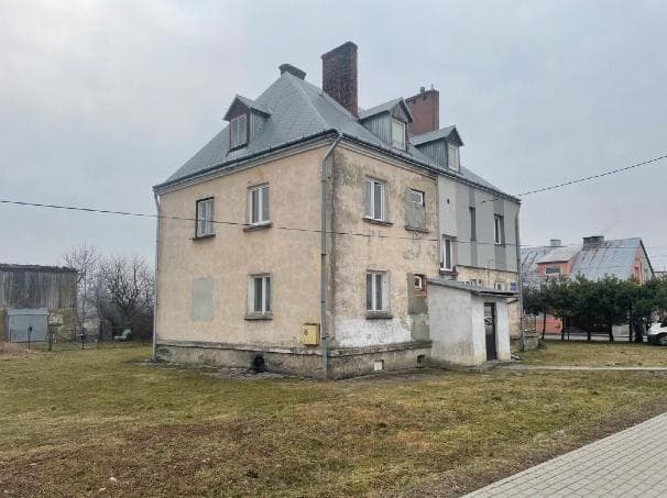 The syndicate will sell a share of 1/2 in the housing unit of 50 m2