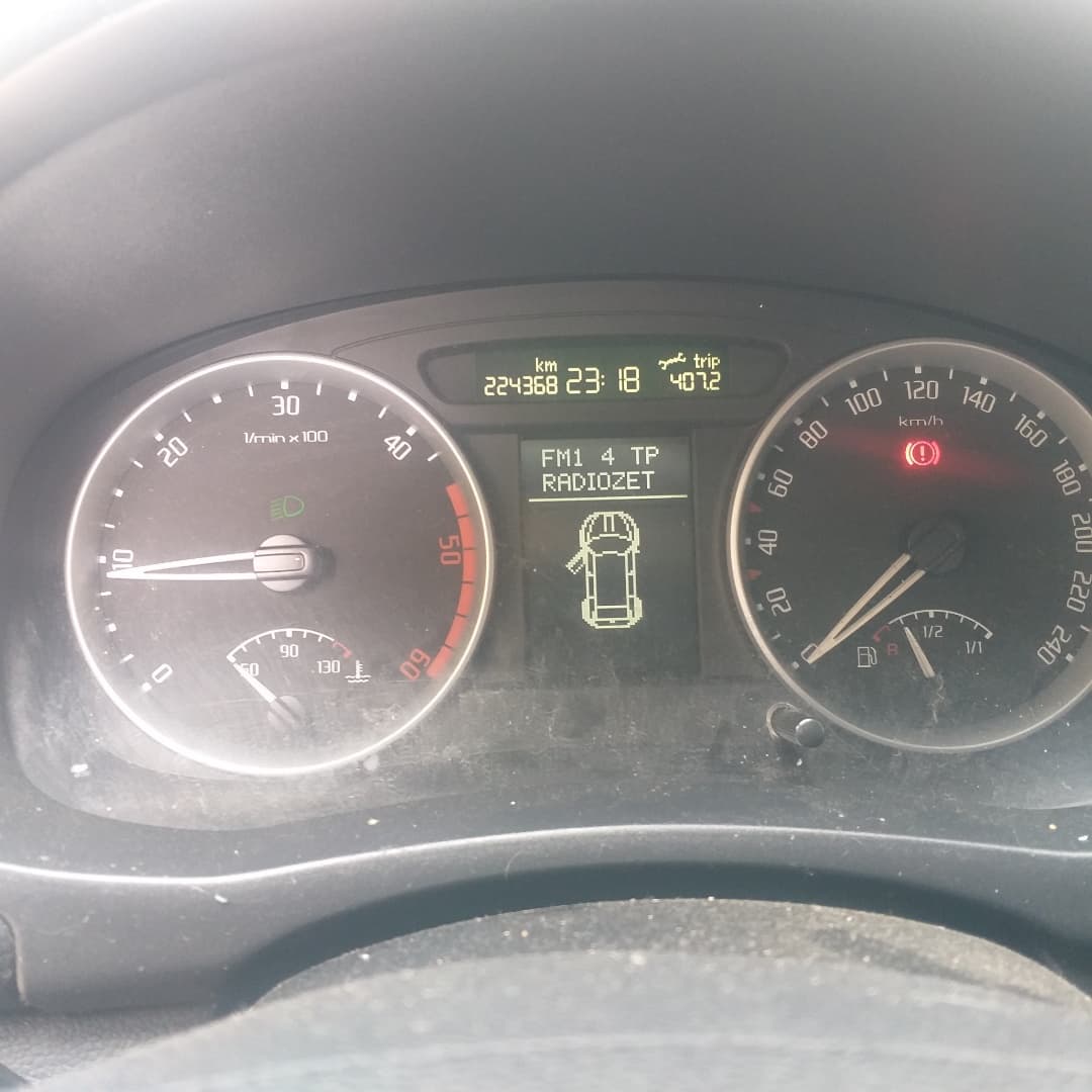 The syndicate will sell a Skoda Roomster car