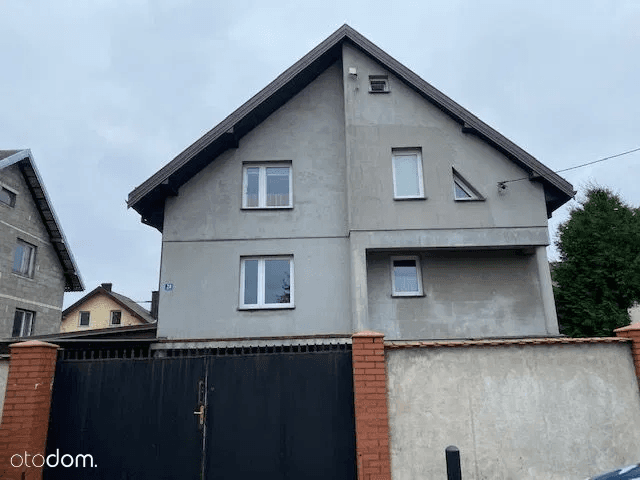 The trustee will sell 1/2 shares in the property of Sierpc