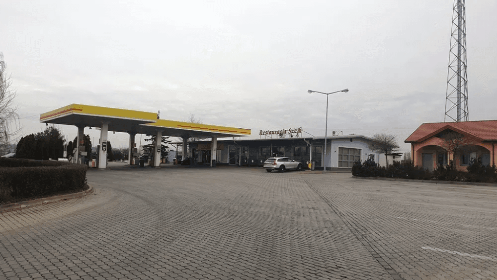 The syndicate will sell gas stations with a motel and restaurant
