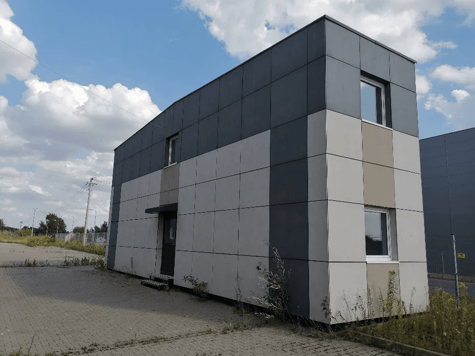 The syndicate will sell the container building two-storey
