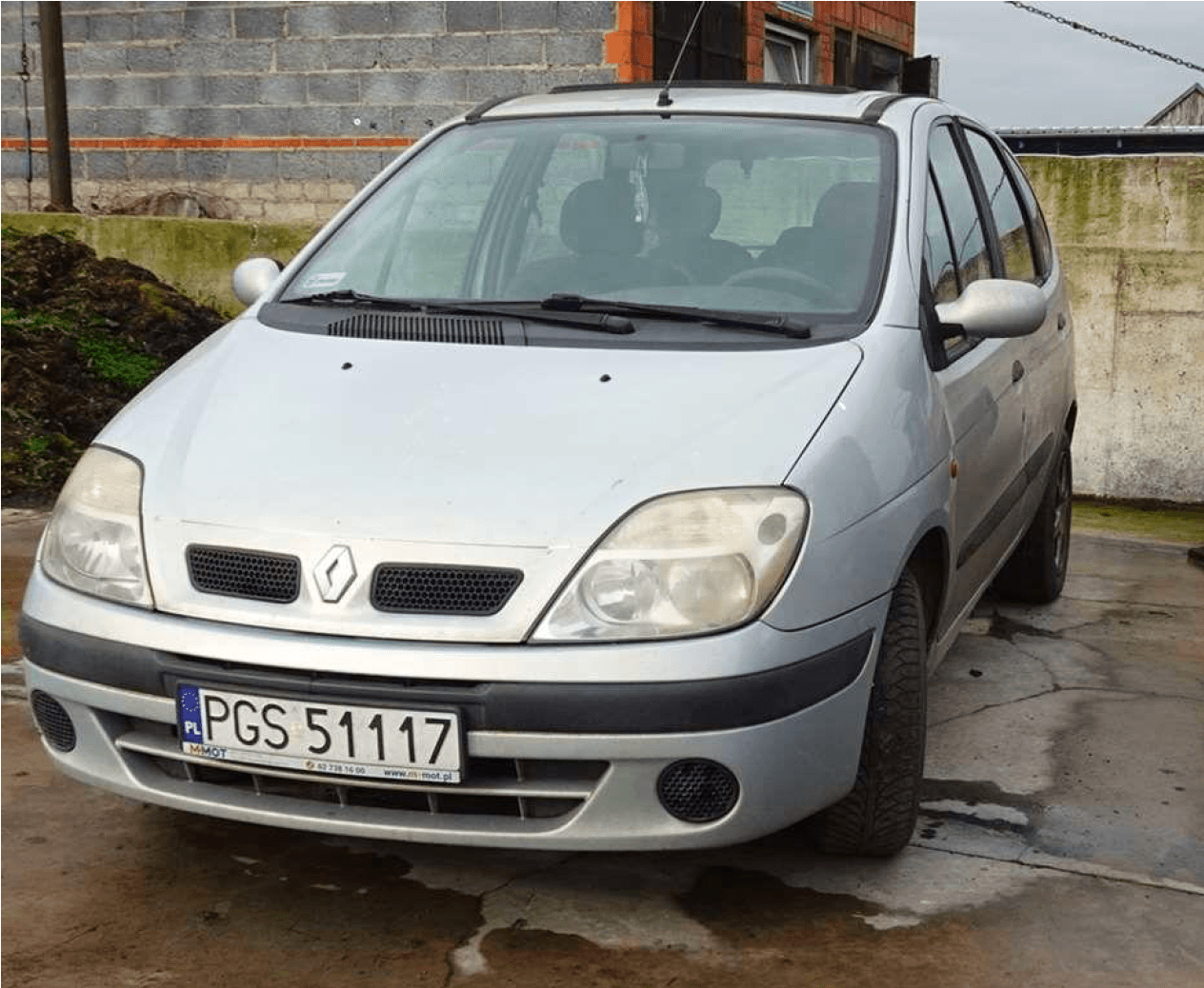 SYNDIK SELLING A PERSONAL CAR Renault Scenic 1.9 DTI MR