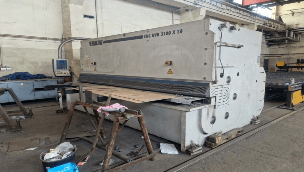 Syndic will sell CNC guillotine shears HVR 3100x16MM