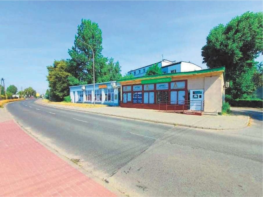 Plot and two commercial buildings in Radomsko, 11 November Street