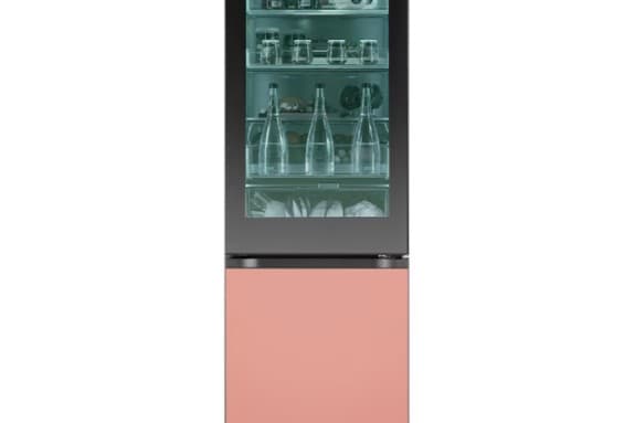 LG InstaView MoodUP Kjøl/Frys (sort/fargeskiftende LED) - Stilig og smart kombiskap