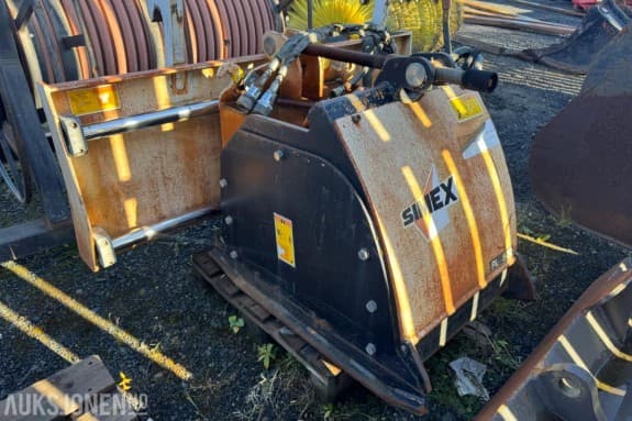 2000 Simex PL500 asfaltfres med BM feste
