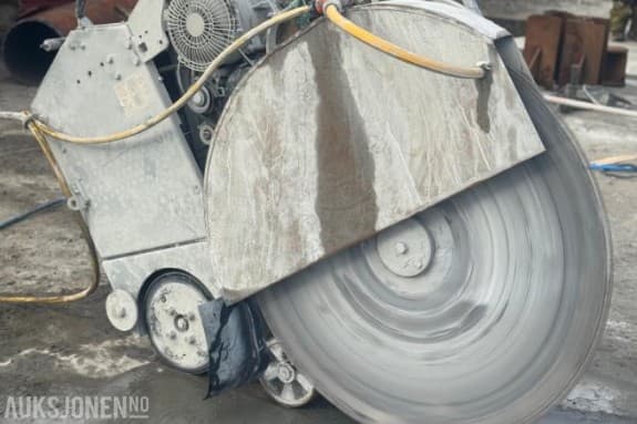 2015 Gulvsag Lissmac Multicut 450