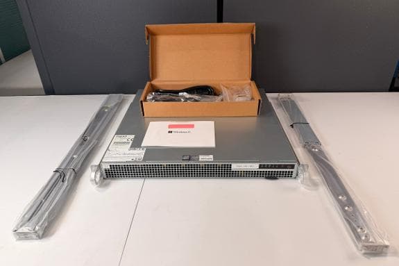 Supermicro AS-1015A-MT 1U server med NVIDIA RTX 4000 Ada 20 GB og 64 GB DDR5 ECC