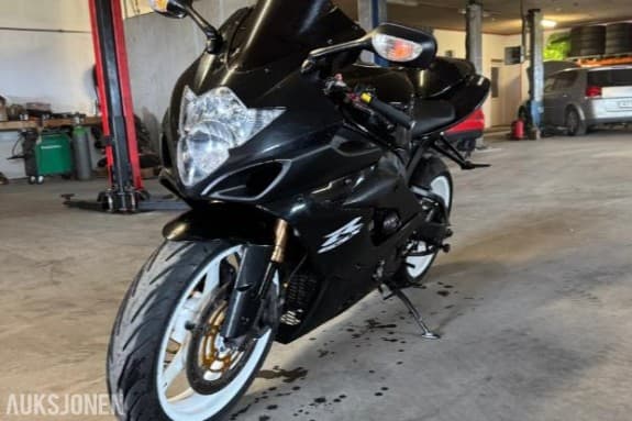 2005 Suzuki GSX-R 1000